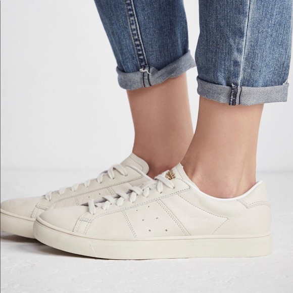 Onitsuka Tiger by Asics Shoes - ONITSUKA Tiger Asics Lawnship 2.0 Birch Leather Men’s 7 Women’s 8.5 Sneakers